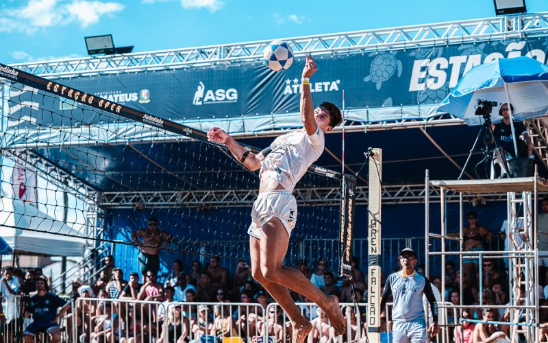 Estação Open leva futevôlei, música e entretenimento para Pinhais em etapa do Campeonato Brasileiro
